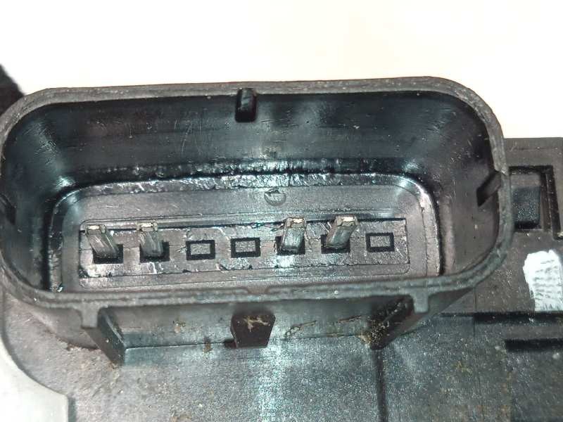 Recambio de cerradura puerta trasera derecha para hyundai ix35 1.7 crdi cat referencia OEM IAM 814202Y010  