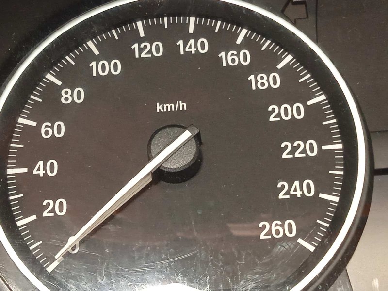 Recambio de cuadro instrumentos para bmw serie 1 berlina (e81/e87) 120d referencia OEM IAM 9141477  