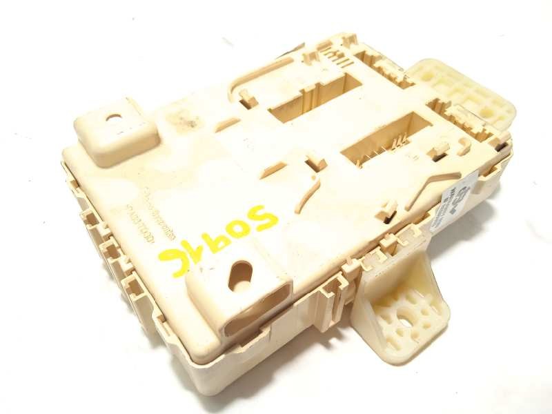 Recambio de caja reles / fusibles para hyundai ix35 1.7 crdi cat referencia OEM IAM 919502S721  