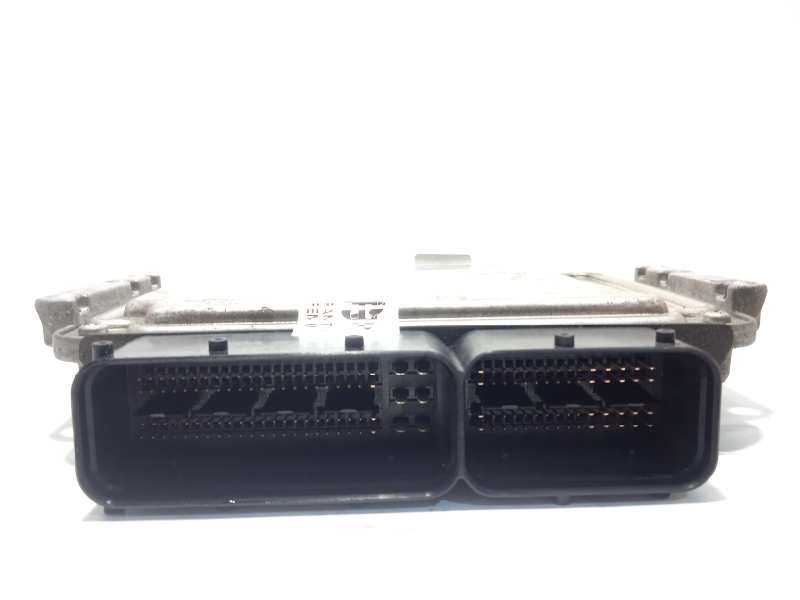 Recambio de centralita motor uce para hyundai ix35 1.7 crdi cat referencia OEM IAM 391992ABB3  0281031420