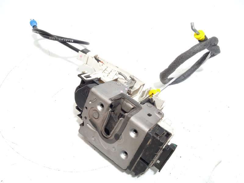CERRADURA PUERTA DELANTERA DERECHA A9067201735 