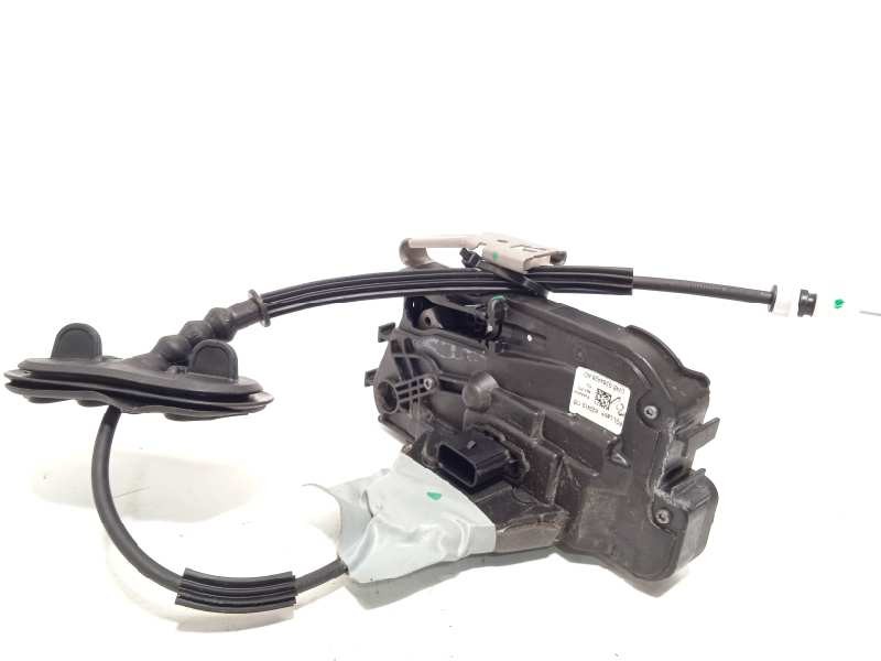 Recambio de cerradura puerta delantera derecha para ford kuga titanium referencia OEM IAM LV4BS264A26AD  2611079