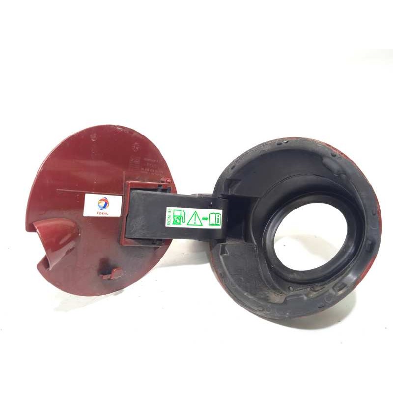Recambio de tapa exterior combustible para peugeot 208 1.2 12v vti referencia OEM IAM 9673905980  