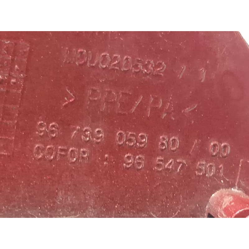 Recambio de tapa exterior combustible para peugeot 208 1.2 12v vti referencia OEM IAM 9673905980  