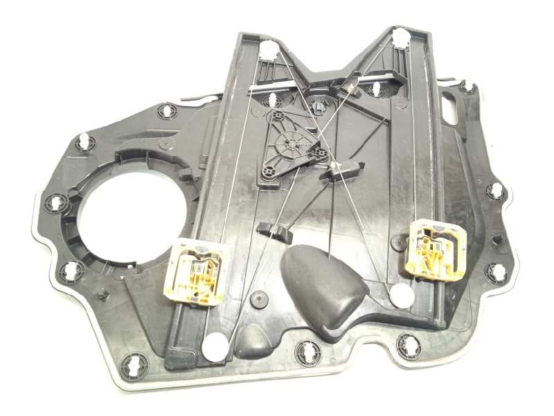 Recambio de elevalunas delantero izquierdo para ford kuga titanium referencia OEM IAM LJ6BS23201 137,38 € 2634268