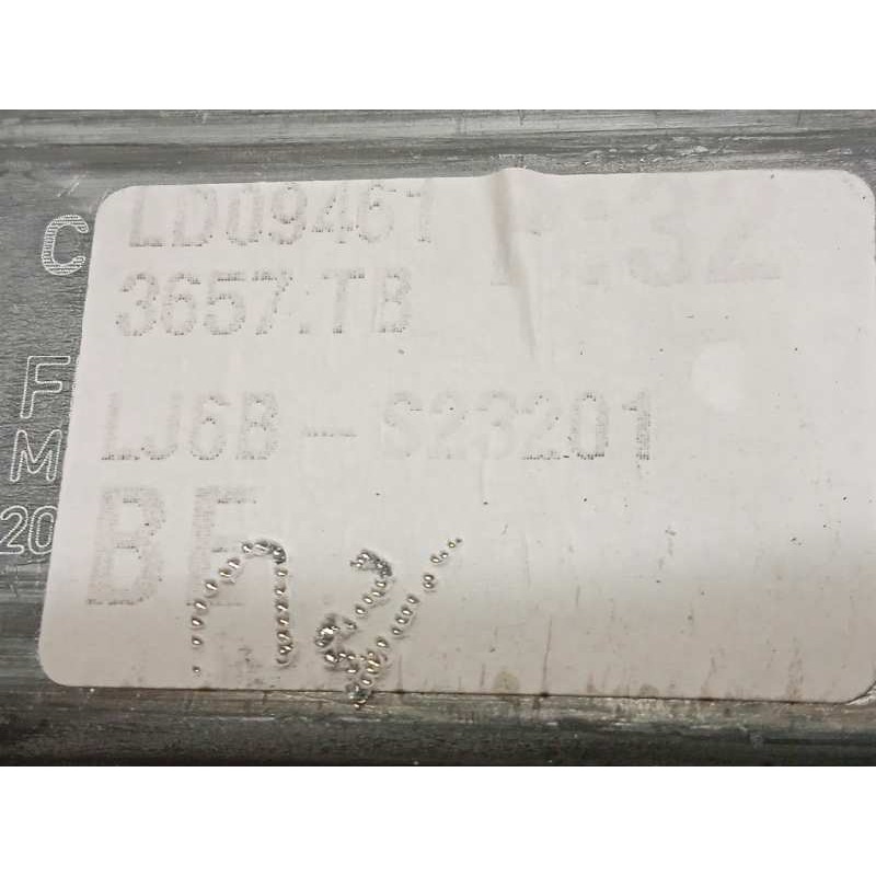 Recambio de elevalunas delantero izquierdo para ford kuga titanium referencia OEM IAM LJ6BS23201 137,38 € 2634268