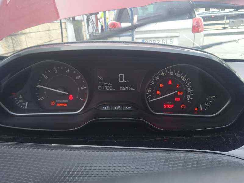 Recambio de cuadro instrumentos para peugeot 208 1.2 12v vti referencia OEM IAM 9813848780  