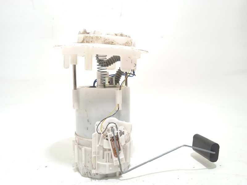 Recambio de bomba combustible para peugeot 208 1.2 12v vti referencia OEM IAM 9674466680  