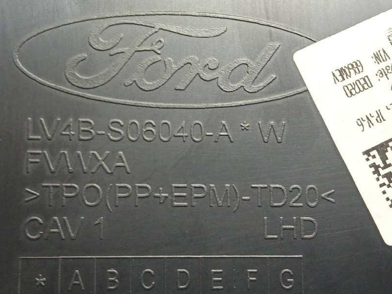 Recambio de guantera para ford kuga titanium referencia OEM IAM LV4BS060T10AGEZHE  2628142