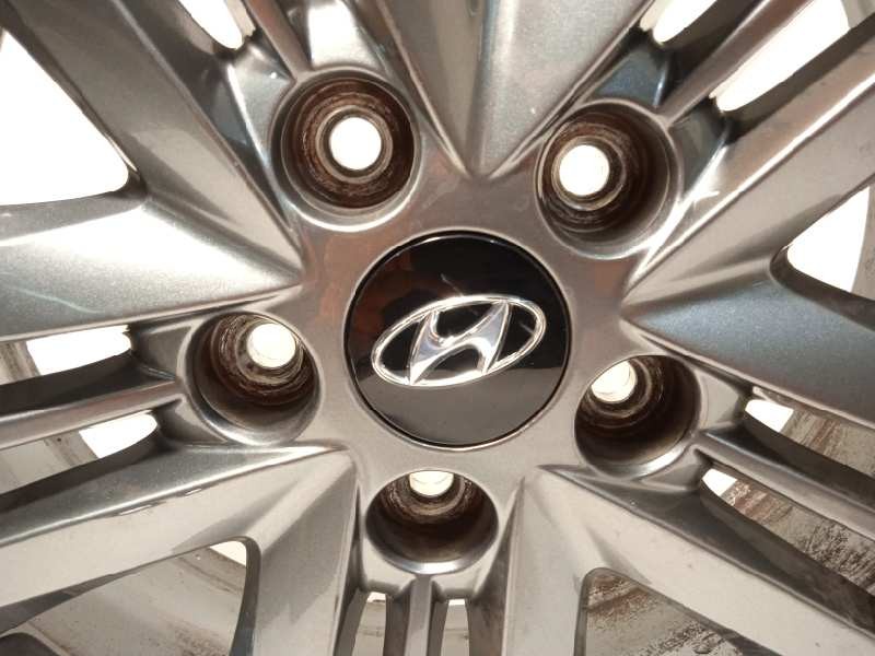 Recambio de llanta para hyundai ix35 1.7 crdi cat referencia OEM IAM 529102Y600  