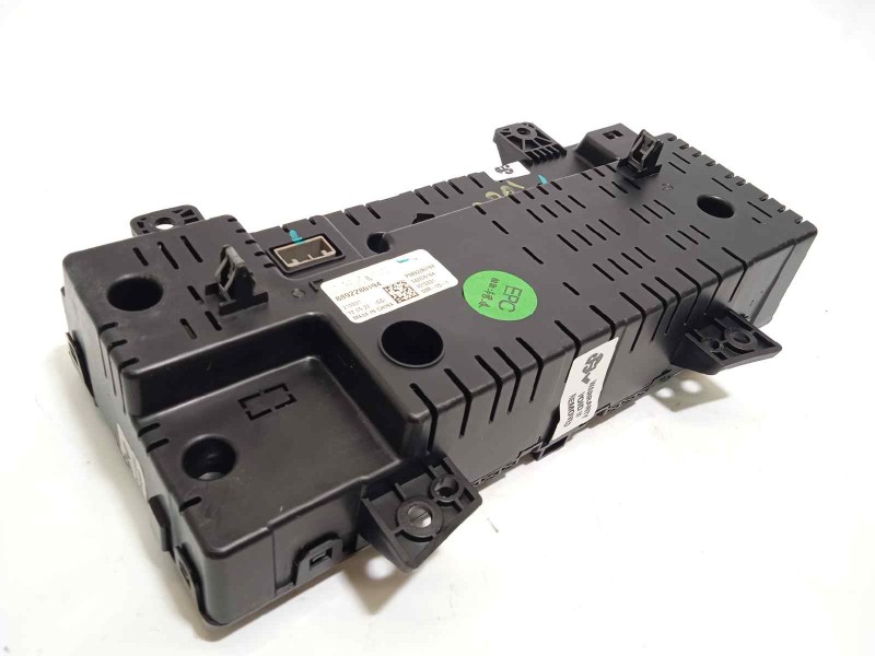 Recambio de cuadro instrumentos para lynk&co lynk & co 01 1.5 phev referencia OEM IAM 8892280194  P8892280194