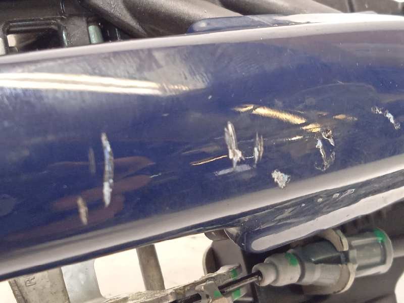 Recambio de maneta exterior delantera derecha para ford kuga titanium referencia OEM IAM LV4BS219A64AG  2443758