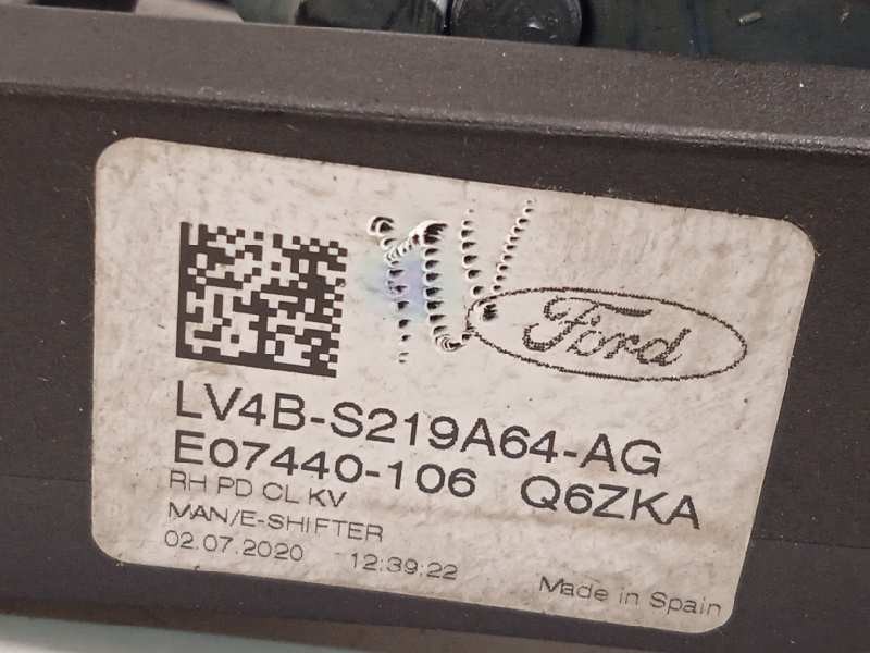 Recambio de maneta exterior delantera derecha para ford kuga titanium referencia OEM IAM LV4BS219A64AG  2443758