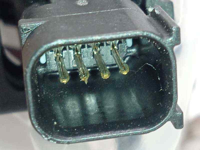 Recambio de maneta exterior delantera derecha para ford kuga titanium referencia OEM IAM LV4BS219A64AG  2443758