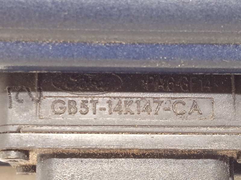 Recambio de maneta exterior porton para ford kuga titanium referencia OEM IAM GB5T14K147CA 2536278 LV4B5425A22AW