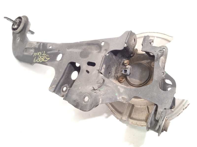 Recambio de mangueta trasera derecha para ford kuga titanium referencia OEM IAM LX615A968BED 2451567 2553918