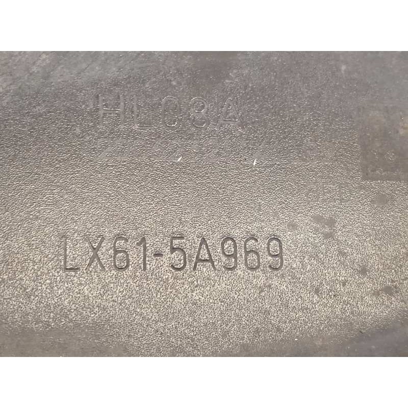 Recambio de mangueta trasera izquierda para ford kuga titanium referencia OEM IAM LX615A969BED 2451567 2553913