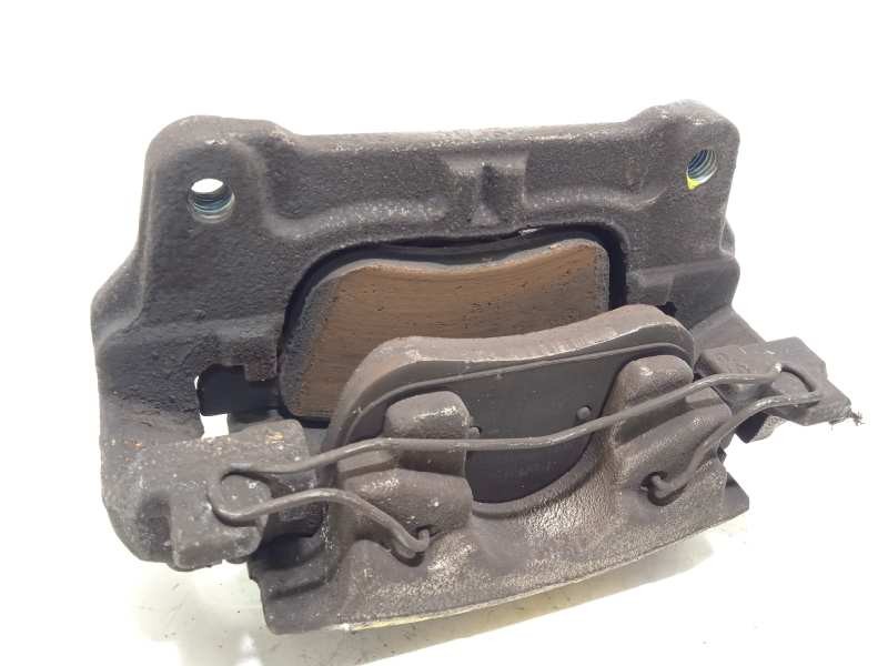 Recambio de pinza freno delantera derecha para ford kuga titanium referencia OEM IAM 2500063  