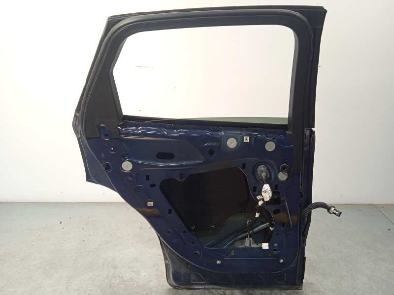 Recambio de puerta trasera izquierda para ford kuga titanium referencia OEM IAM 2525163  2628294