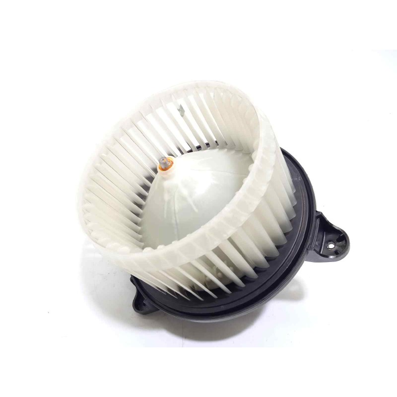 Recambio de motor calefaccion para lynk&co lynk & co 01 1.5 phev referencia OEM IAM 8888773985  