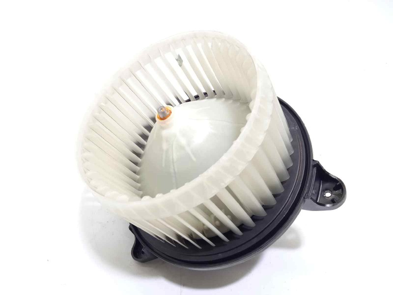 Recambio de motor calefaccion para lynk&co lynk & co 01 1.5 phev referencia OEM IAM 8888773985  