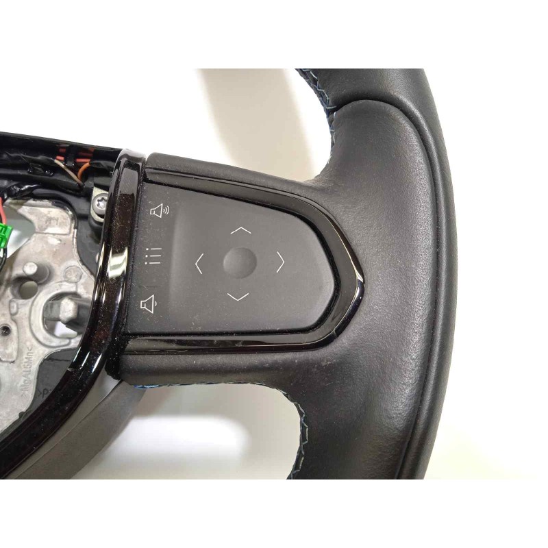 Recambio de volante para lynk&co lynk & co 01 1.5 phev referencia OEM IAM 8891726132  P8891726132
