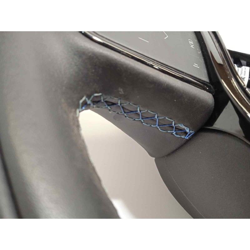 Recambio de volante para lynk&co lynk & co 01 1.5 phev referencia OEM IAM 8891726132  P8891726132