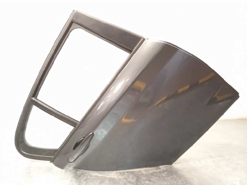 Recambio de puerta trasera derecha para bmw serie 1 lim. (f20/f21) 116i referencia OEM IAM 41527284516  41525A2A398