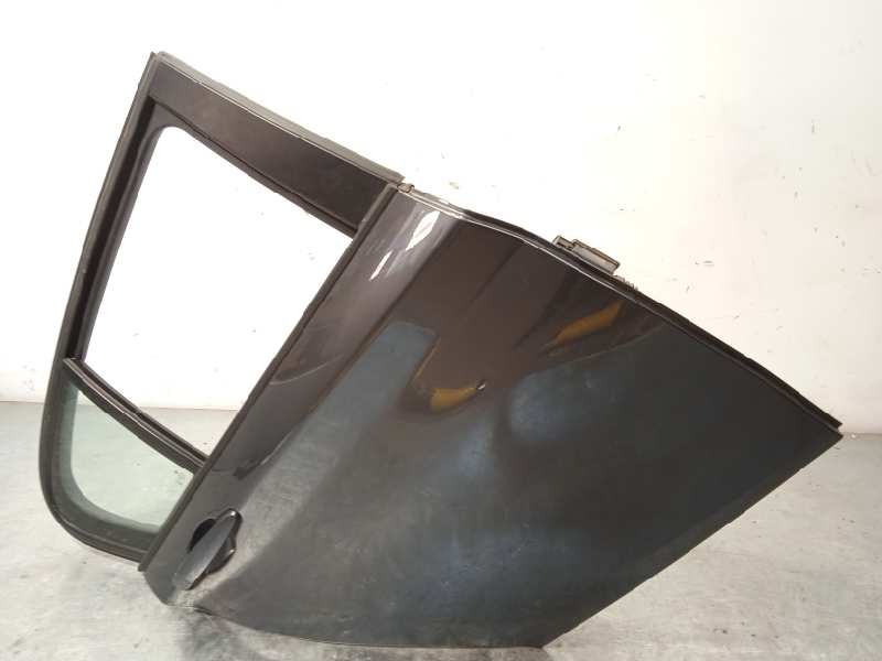 Recambio de puerta trasera derecha para bmw serie 1 lim. (f20/f21) 116i referencia OEM IAM 41527284516  41525A2A398