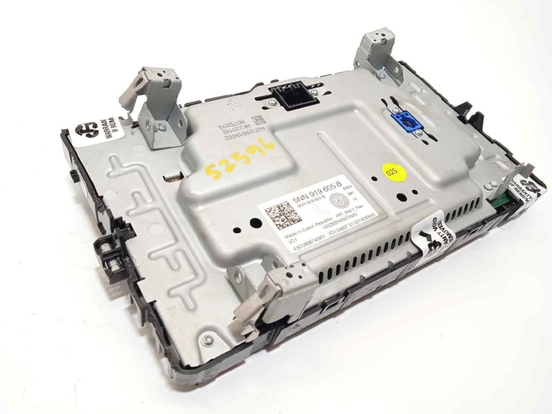Recambio de pantalla multifuncion para volkswagen polo 1.0 tsi referencia OEM IAM 5NN919605B  