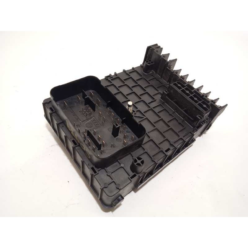 Recambio de caja reles / fusibles para audi q3 (8ug) attraction referencia OEM IAM 3C0937125A  