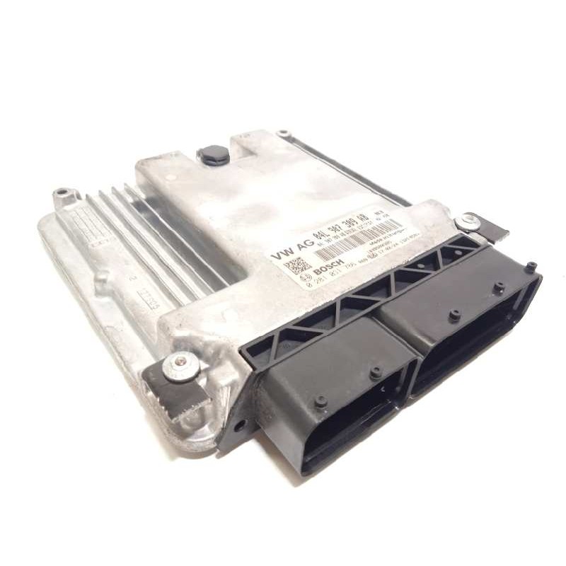 Recambio de centralita motor uce para audi q3 (8ug) attraction referencia OEM IAM 04L907309AB  0281031786