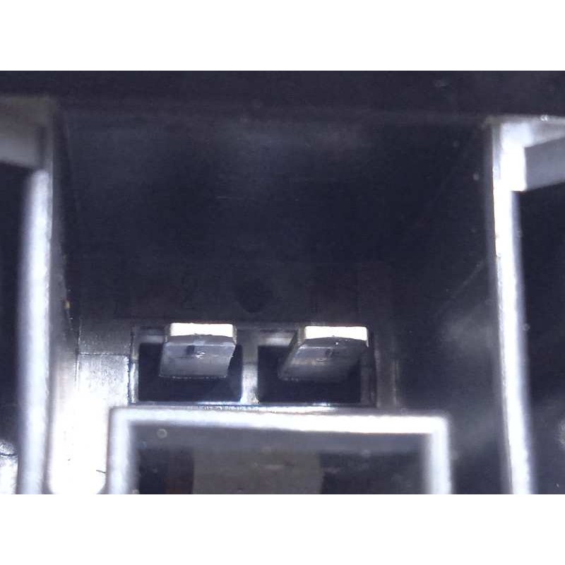 Recambio de elevalunas delantero derecho para audi q3 (8ug) attraction referencia OEM IAM 8U0837462  8K0959802B