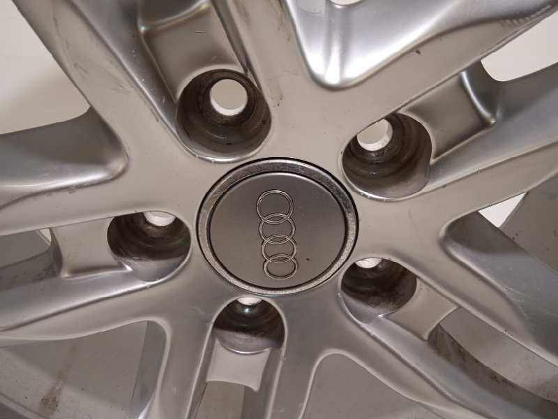 Recambio de llanta para audi q3 (8ug) attraction referencia OEM IAM 8U0601025AA  