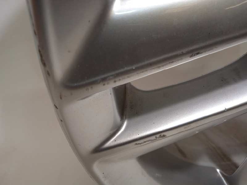 Recambio de llanta para audi q3 (8ug) attraction referencia OEM IAM 8U0601025AA  