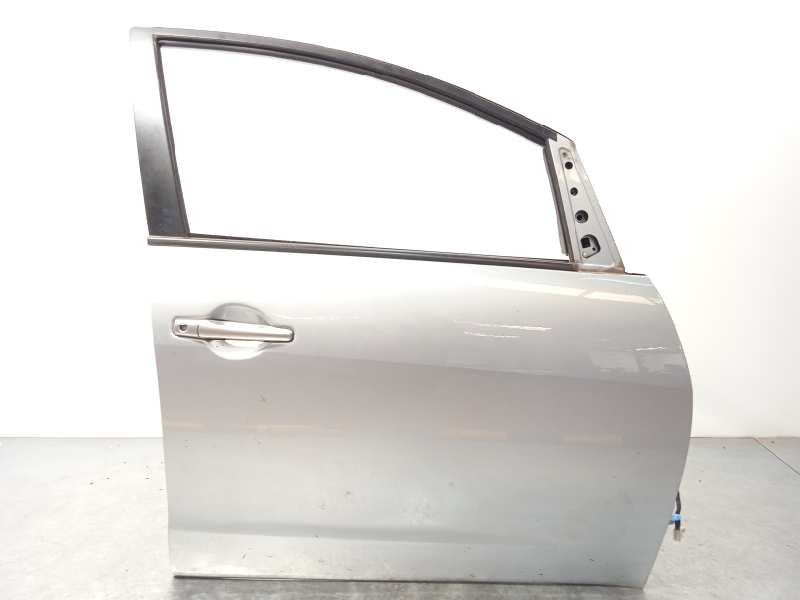 Recambio de puerta delantera derecha para mitsubishi grandis (na0w) 2.0 di-d cat referencia OEM IAM MN150852  