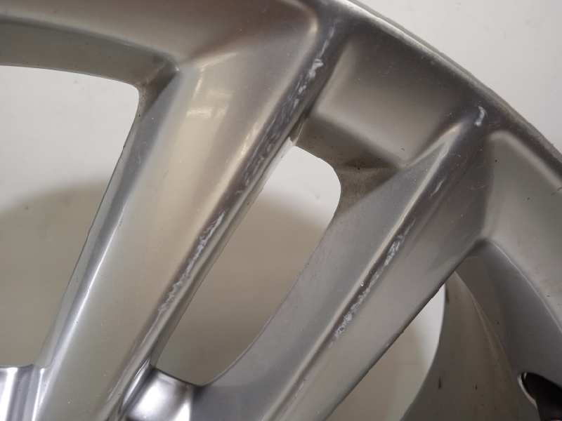 Recambio de llanta para audi q3 (8ug) attraction referencia OEM IAM 8U0601025AA  