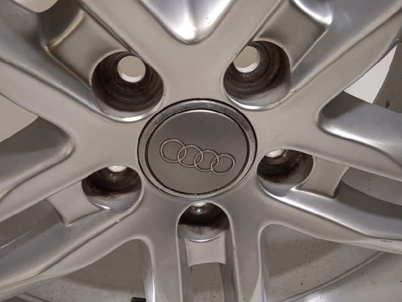 Recambio de llanta para audi q3 (8ug) attraction referencia OEM IAM 8U0601025AA  