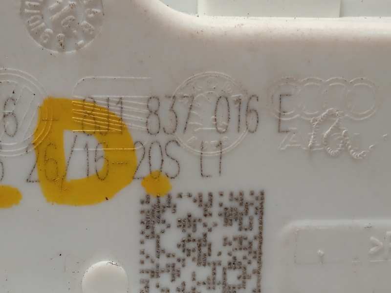 Recambio de cerradura puerta delantera derecha para audi q3 (8ug) attraction quattro referencia OEM IAM 8J1837016E  