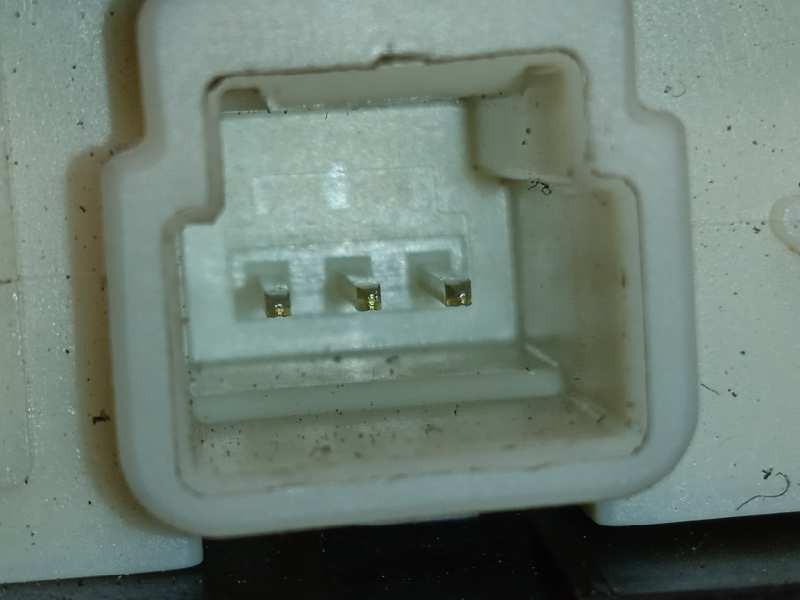 Recambio de maneta exterior porton para toyota yaris hybrid active referencia OEM IAM 8484002060  