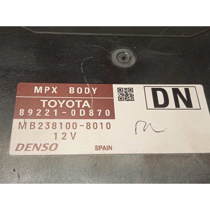 Recambio de centralita confort para toyota yaris hybrid active referencia OEM IAM 892210D870  MB2381008010
