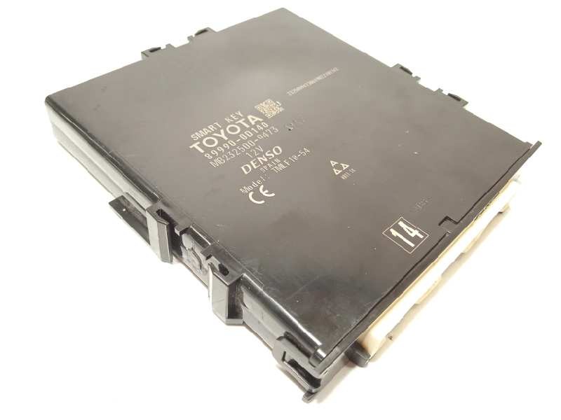 Recambio de modulo electronico para toyota yaris hybrid active referencia OEM IAM 899900D140  MB2325009473