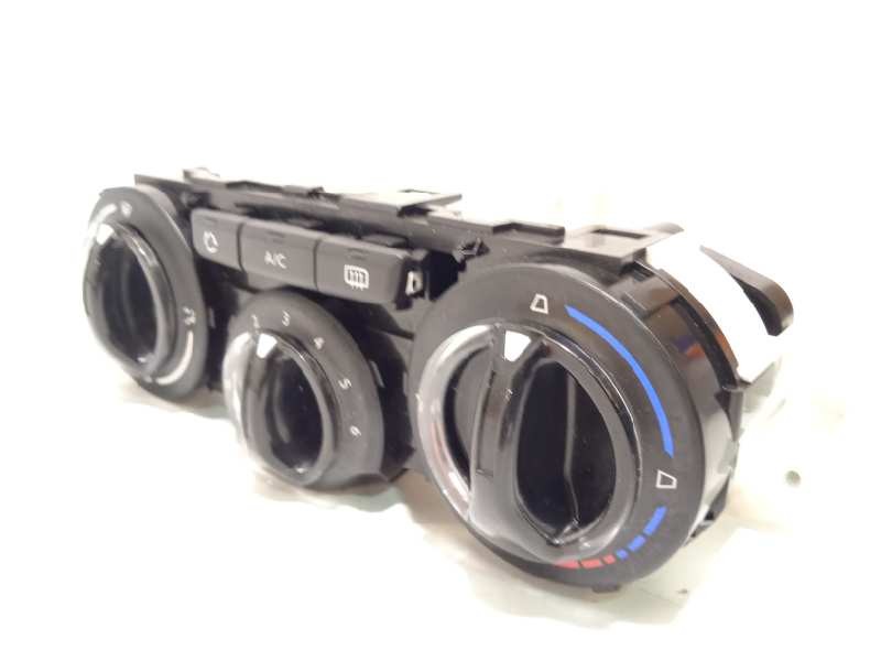 Recambio de mando calefaccion / aire acondicionado para peugeot 208 1.2 12v vti referencia OEM IAM 9672248380  