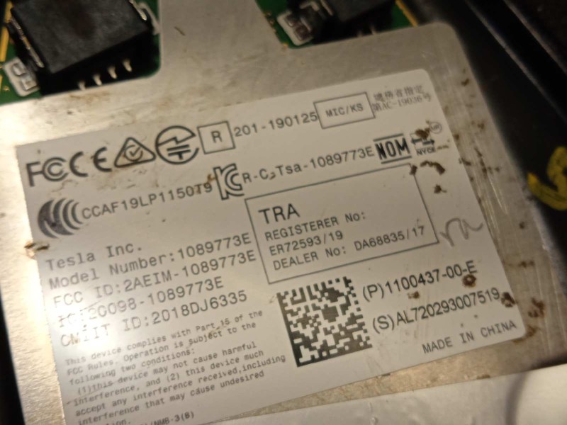 Recambio de embellecedor para tesla model 3 referencia OEM IAM 110925300I  