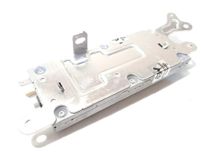 Recambio de modulo electronico para tesla model 3 referencia OEM IAM 107975500D  