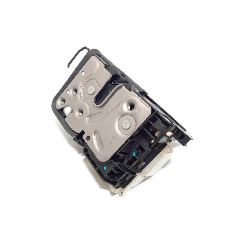 Recambio de cerradura puerta trasera izquierda para lynk&co lynk & co 01 1.5 phev referencia OEM IAM 8891893212  