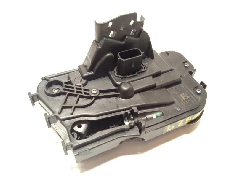 Recambio de cerradura puerta trasera izquierda para ford focus st-line referencia OEM IAM 2594002  