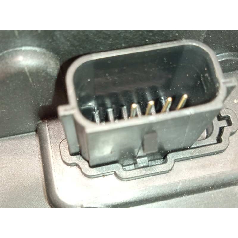 Recambio de cerradura puerta trasera izquierda para ford focus st-line referencia OEM IAM 2594002  