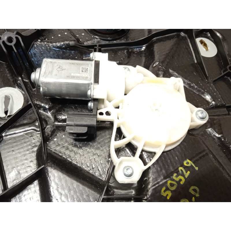 Recambio de elevalunas delantero derecho para ford focus st-line referencia OEM IAM JX7BA23200CF  JX7B14A389BB