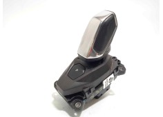 Recambio de palanca cambio para lynk&co lynk & co 01 1.5 phev referencia OEM IAM 8890977823  